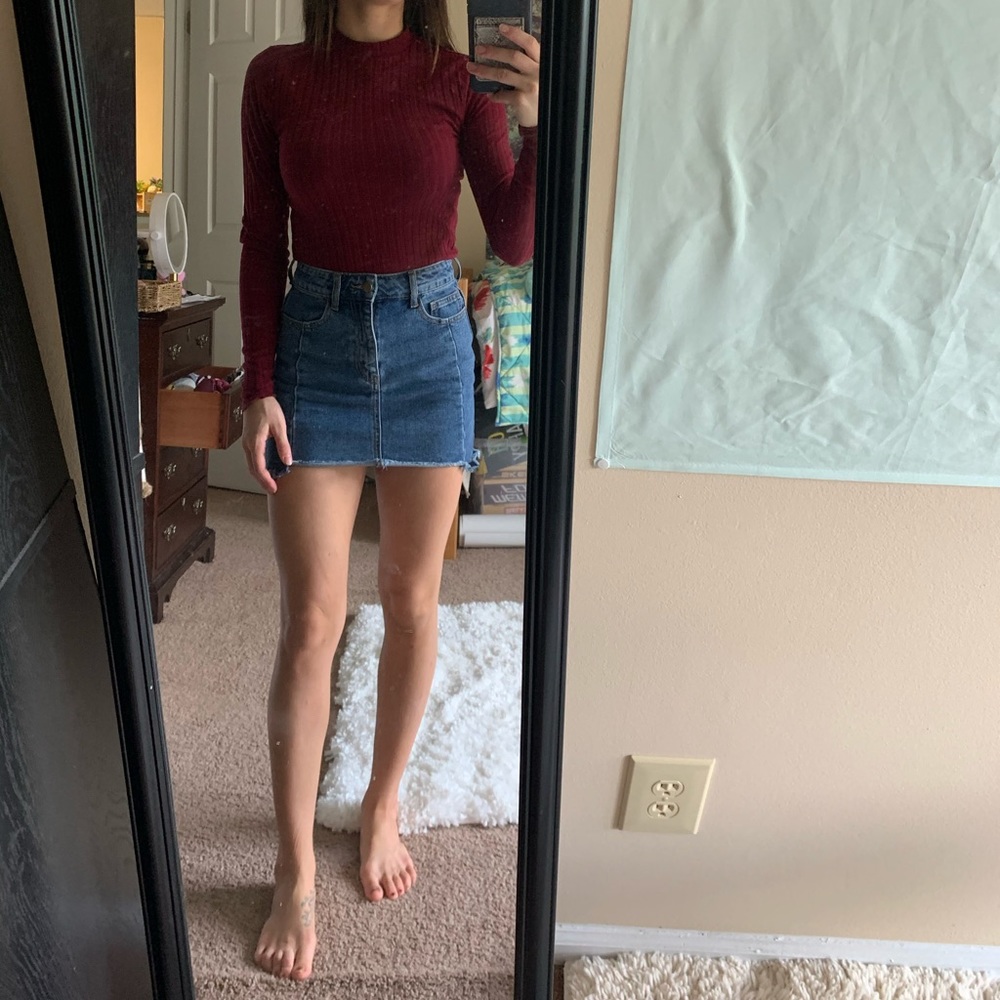 Maroon crop top - Picture 4 of 5